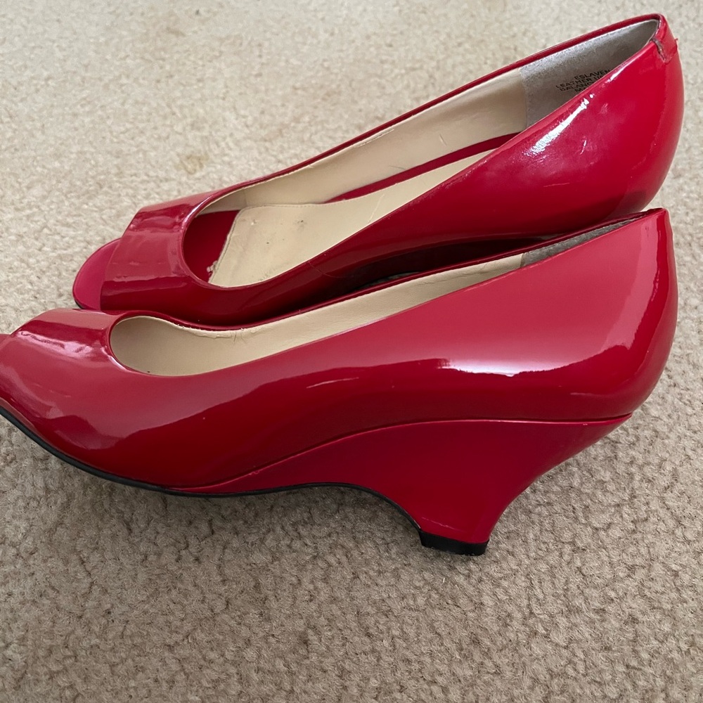 Easy Spirit Red Patent Peep-Toe Heels